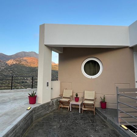 Capostango Apartments - Stunning Views Of Libyan Sea Ano Rodhakinon Екстериор снимка