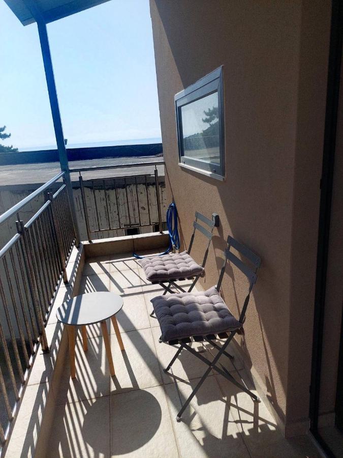 Capostango Apartments - Stunning Views Of Libyan Sea Ano Rodhakinon Екстериор снимка